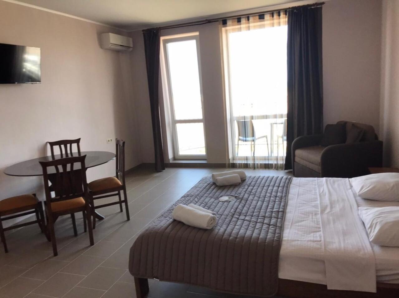 Hotel Golden Beach Zatoka Bagian luar foto