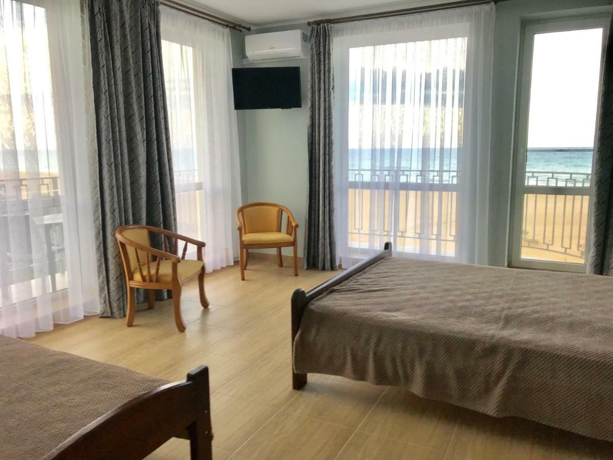 Hotel Golden Beach Zatoka Bagian luar foto