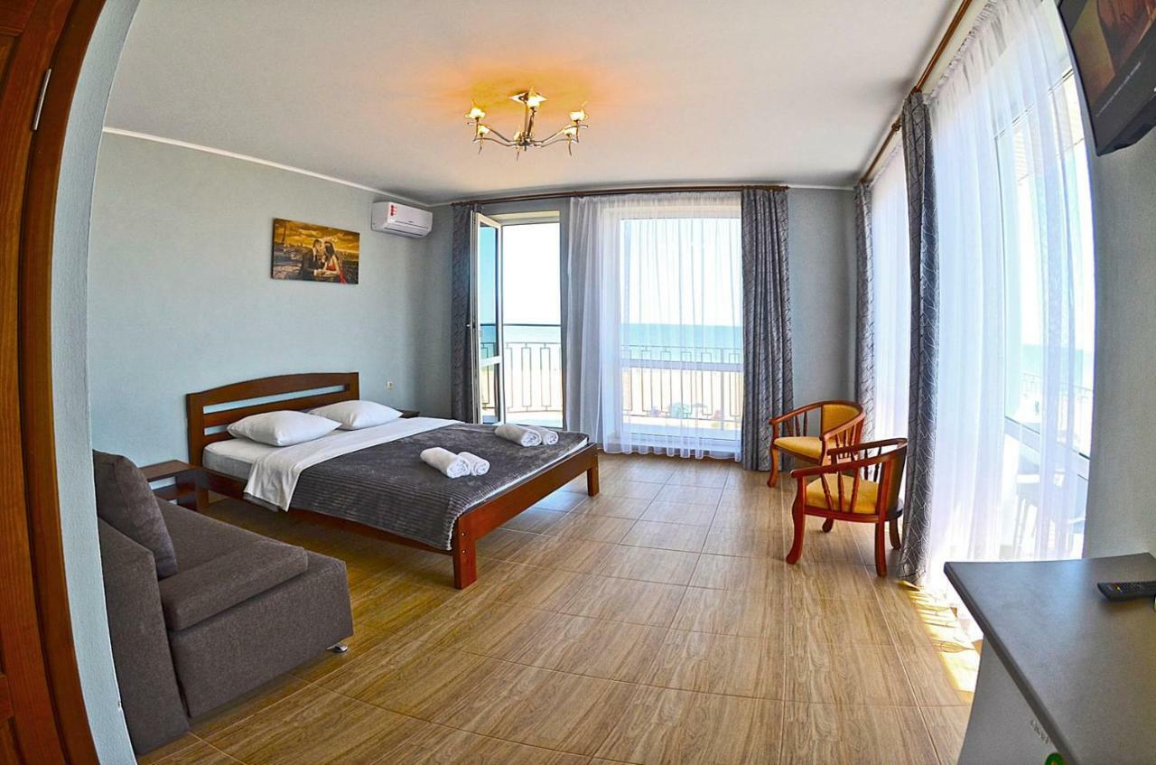 Hotel Golden Beach Zatoka Bagian luar foto