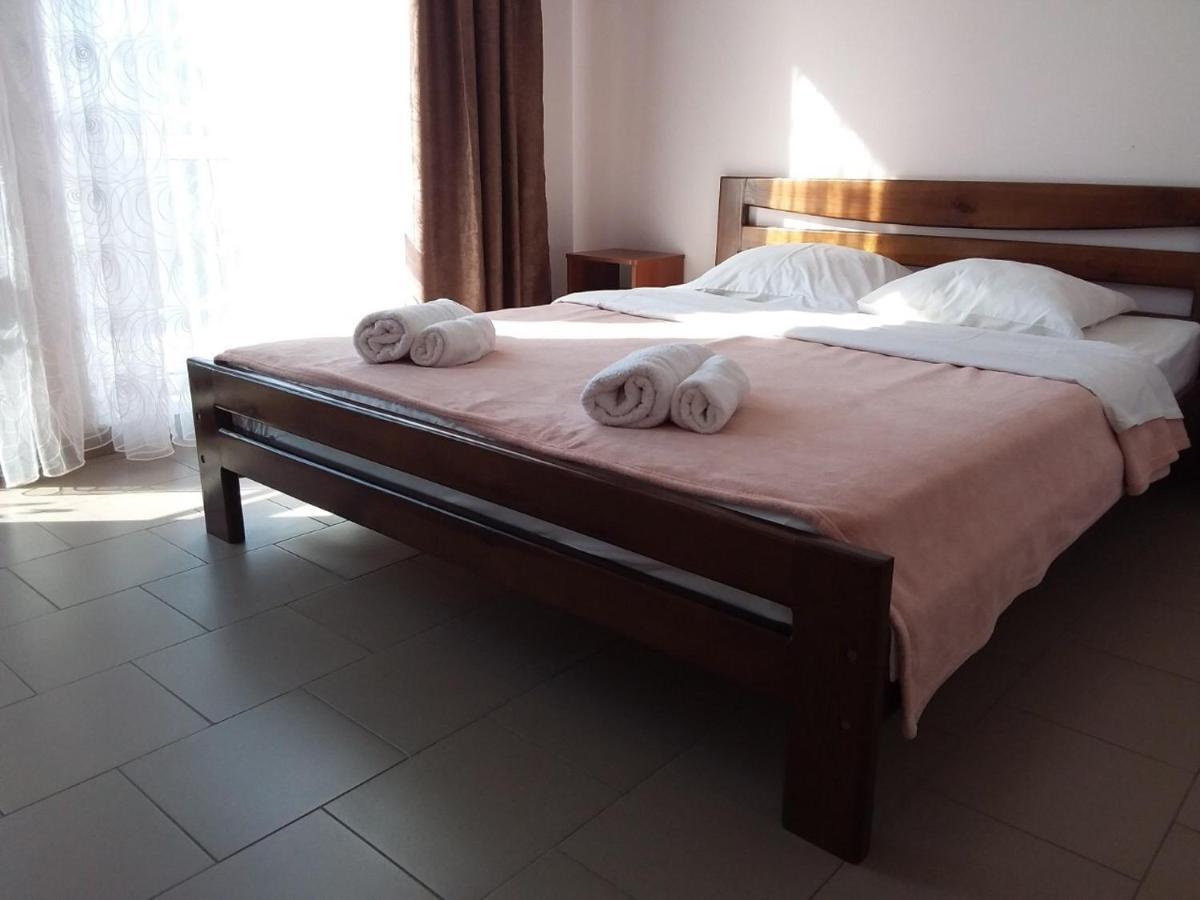 Hotel Golden Beach Zatoka Bagian luar foto